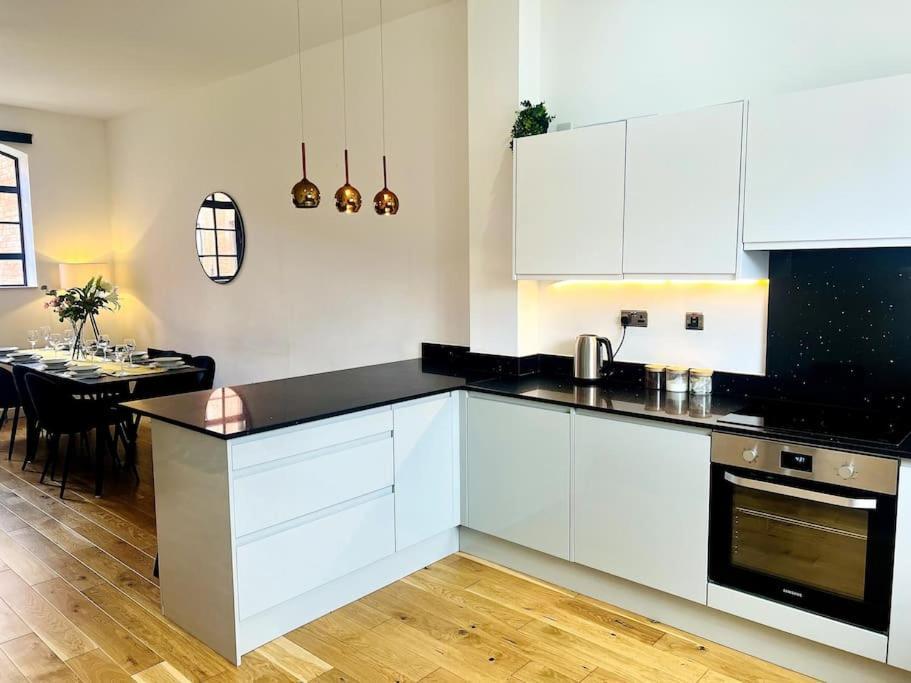 Twilight House -Wyndale Living- B'Ham Jq Townhouse Villa Birmingham Exteriör bild